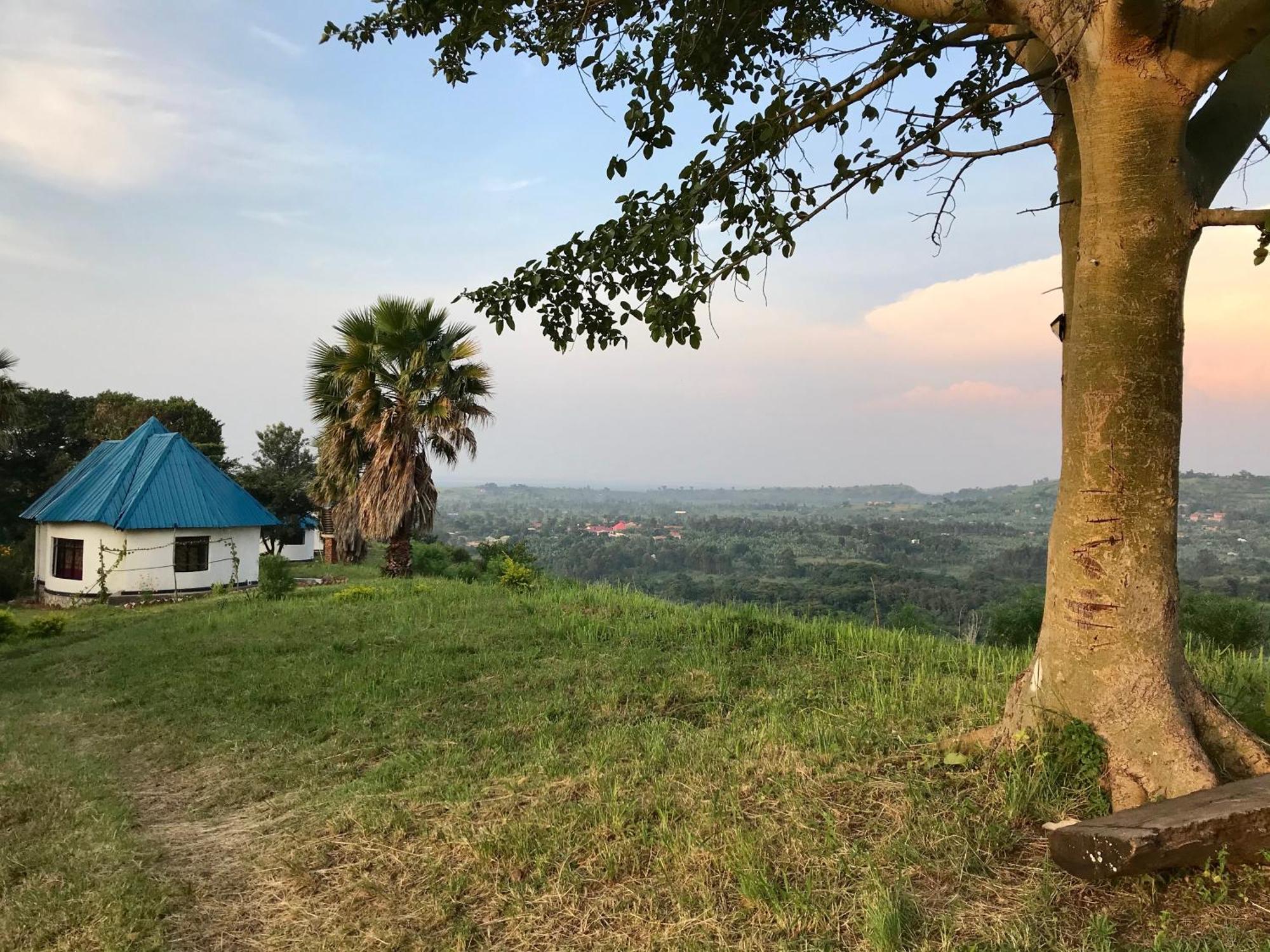 Queen Elizabeth Gorge Farm stay Rubirizi